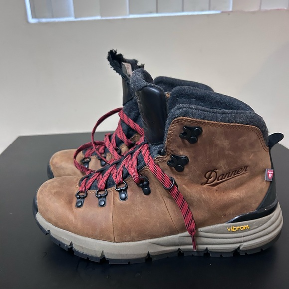 DANNER MOUNTAIN 600 INSULATED 200G WATERPROOF